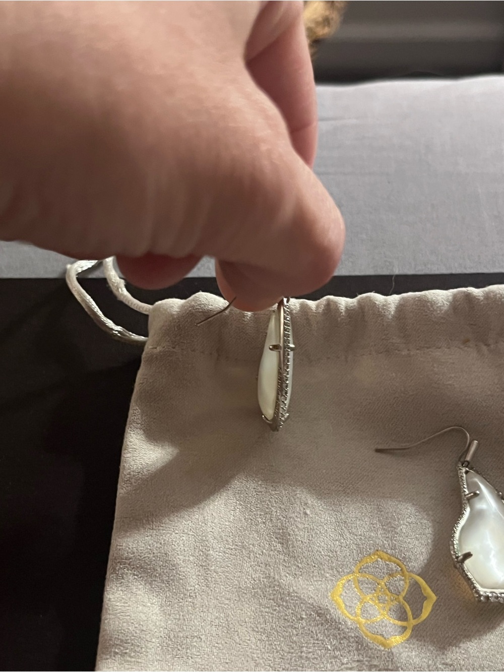 Kendra Scott white Teardrop Iridescent Drop Earrings - Picture 4 of 4